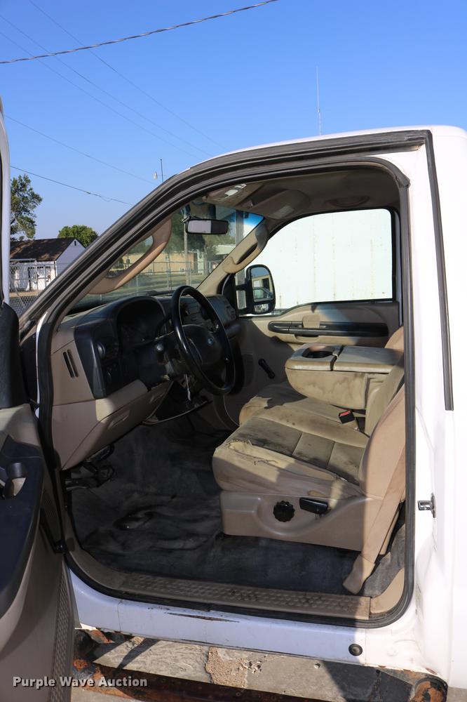 image for item DD0086 2006 Ford F250 Super Duty pickup truck