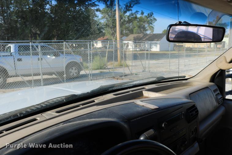 image for item DD0086 2006 Ford F250 Super Duty pickup truck