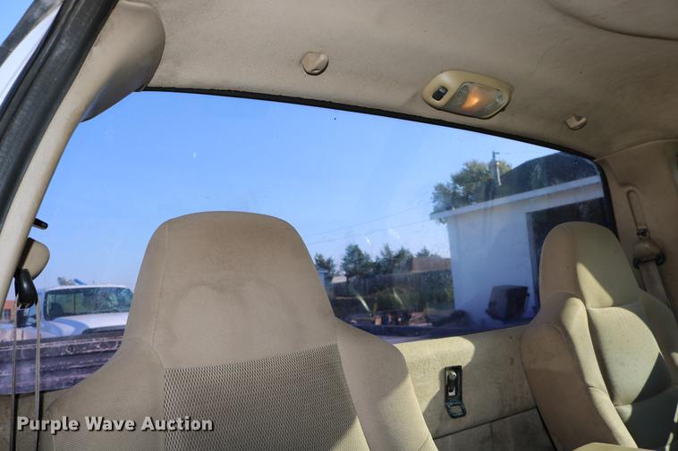 image for item DD0086 2006 Ford F250 Super Duty pickup truck