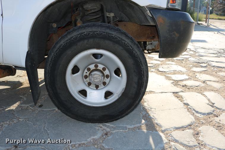 image for item DD0086 2006 Ford F250 Super Duty pickup truck