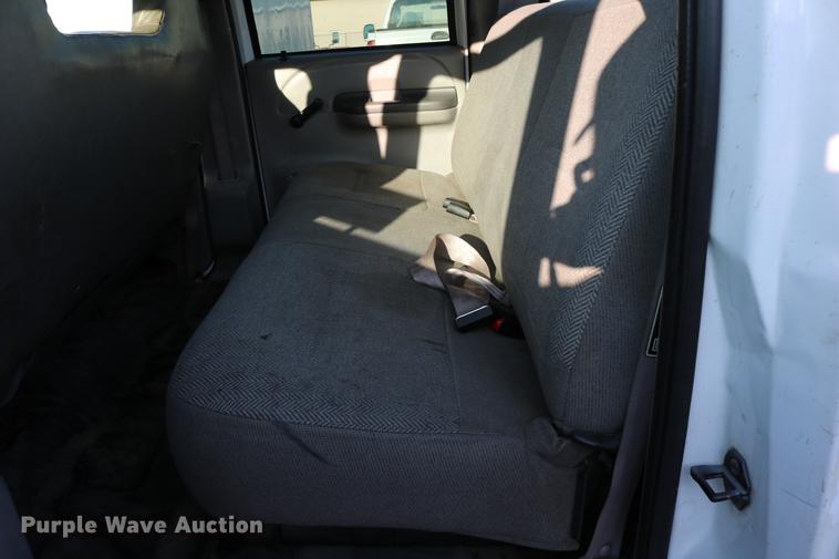 image for item DD0087 2001 Ford F250 Super Duty Crew Cab pickup truck