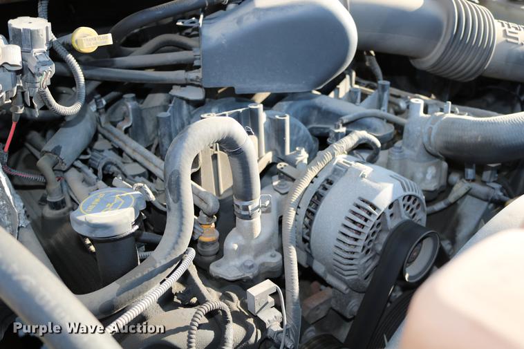 image for item DD0087 2001 Ford F250 Super Duty Crew Cab pickup truck