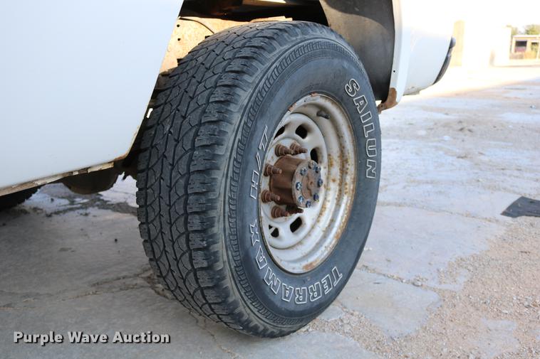 image for item DD0087 2001 Ford F250 Super Duty Crew Cab pickup truck