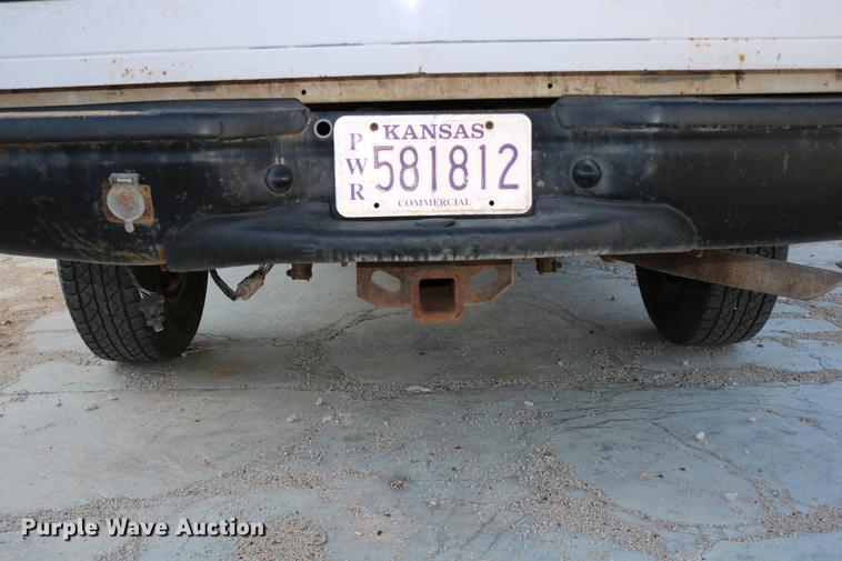 image for item DD0087 2001 Ford F250 Super Duty Crew Cab pickup truck