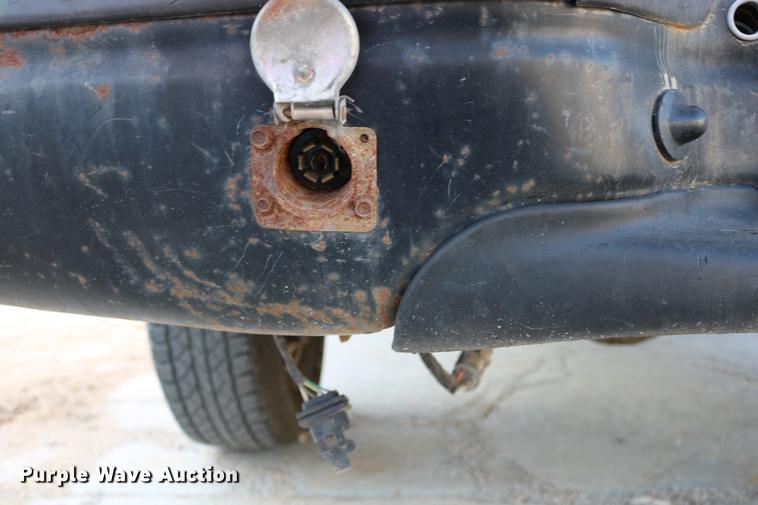 image for item DD0087 2001 Ford F250 Super Duty Crew Cab pickup truck