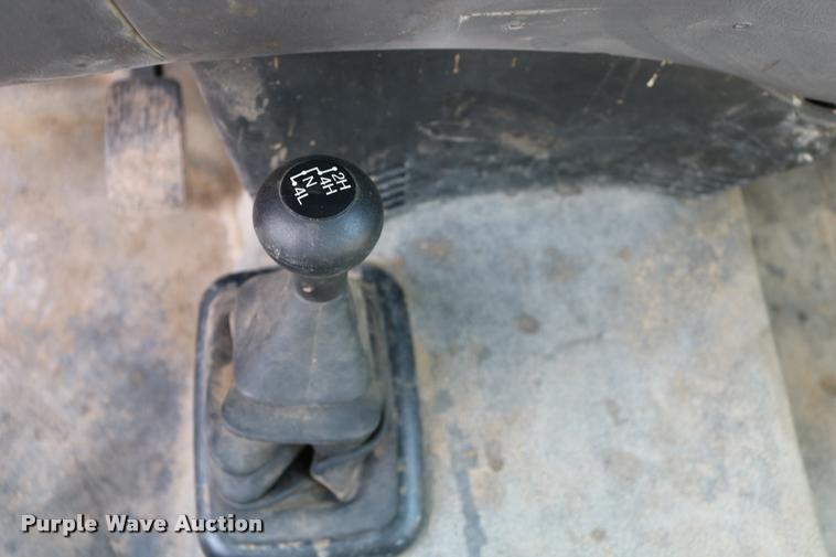 image for item DD0164 2000 Ford F150 pickup truck