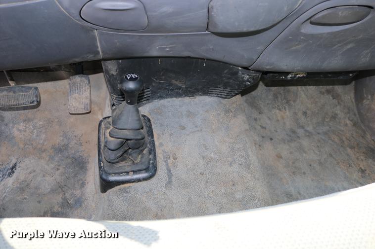 image for item DD0164 2000 Ford F150 pickup truck