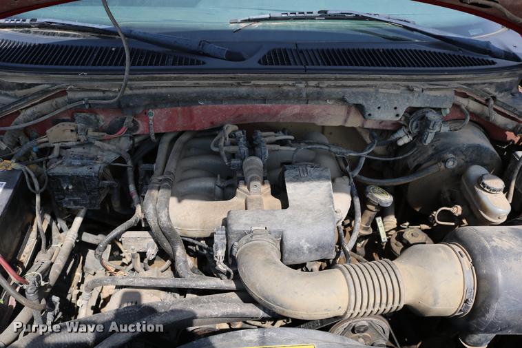 image for item DD0164 2000 Ford F150 pickup truck