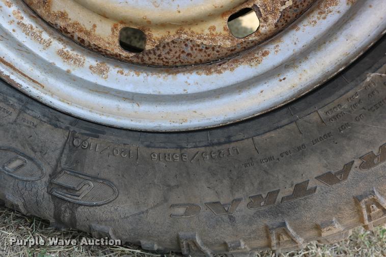 image for item DD0164 2000 Ford F150 pickup truck