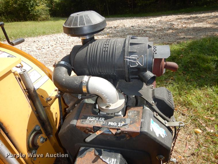 image for item DD0831 2003 Vermeer BC625A wood chipper