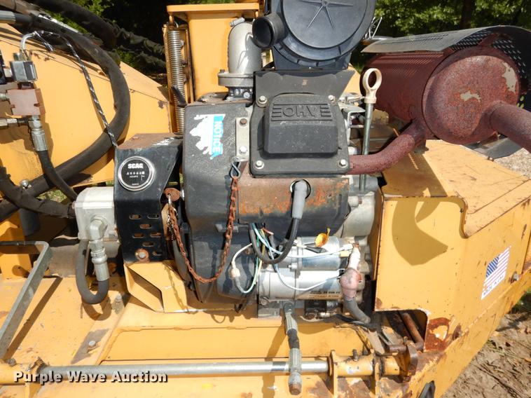 image for item DD0831 2003 Vermeer BC625A wood chipper