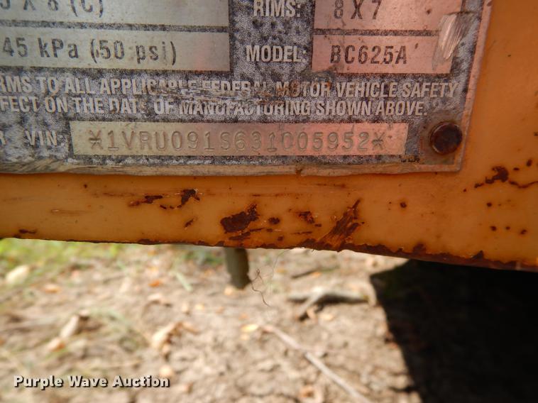 image for item DD0831 2003 Vermeer BC625A wood chipper