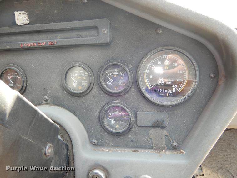 image for item DD0834 1997 Johnston 3000 street sweeper