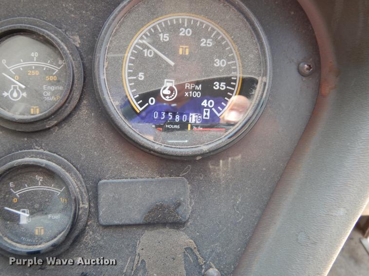 image for item DD0834 1997 Johnston 3000 street sweeper