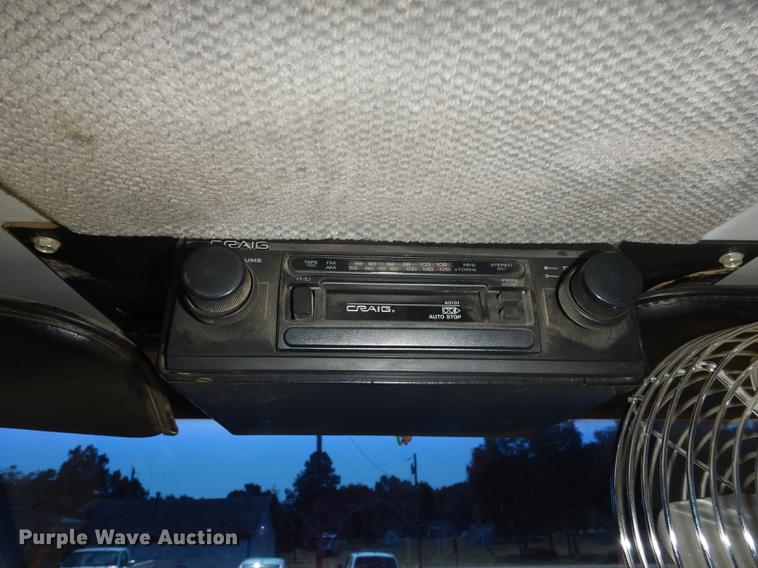 image for item DD0834 1997 Johnston 3000 street sweeper