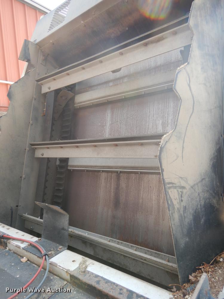 image for item DD0834 1997 Johnston 3000 street sweeper