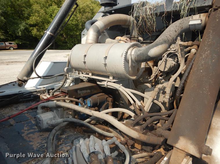 image for item DD0834 1997 Johnston 3000 street sweeper