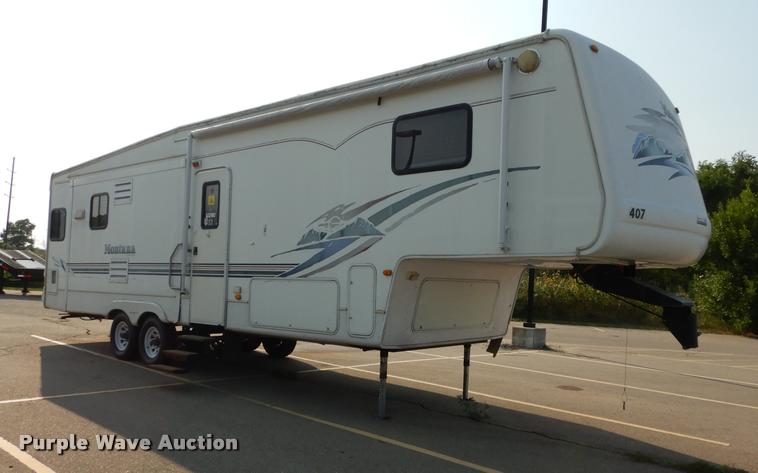 image for item DD0838 2001 Keystone Montana camper