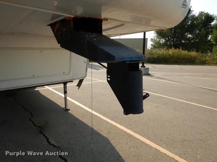 image for item DD0838 2001 Keystone Montana camper