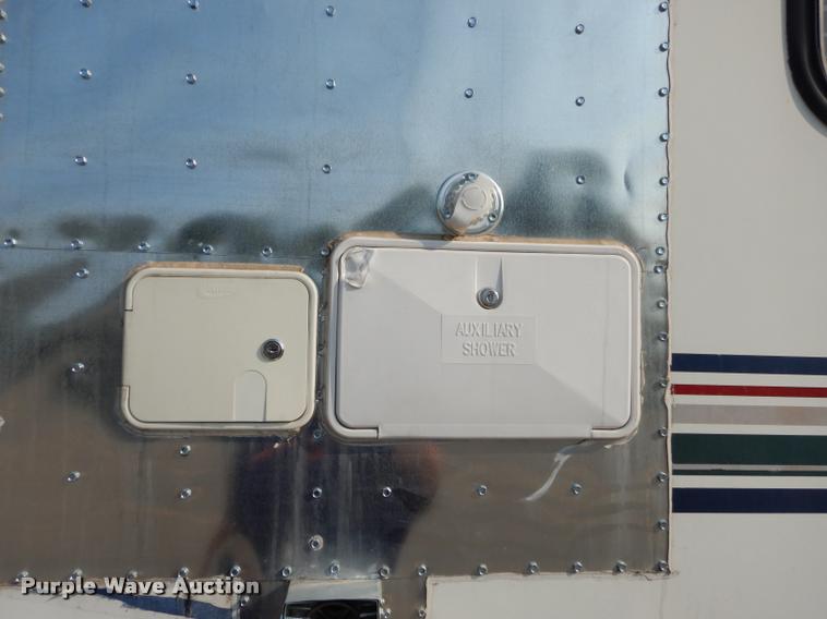 image for item DD0838 2001 Keystone Montana camper