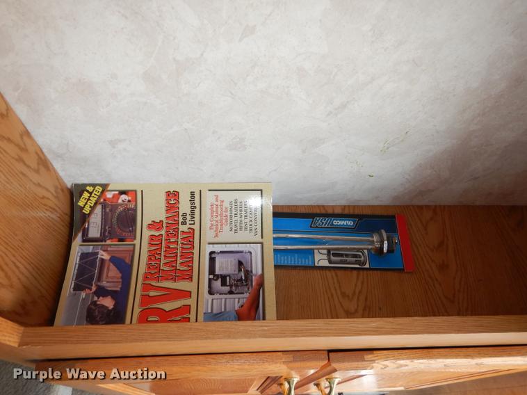 image for item DD0838 2001 Keystone Montana camper