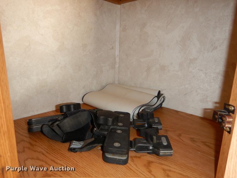 image for item DD0838 2001 Keystone Montana camper