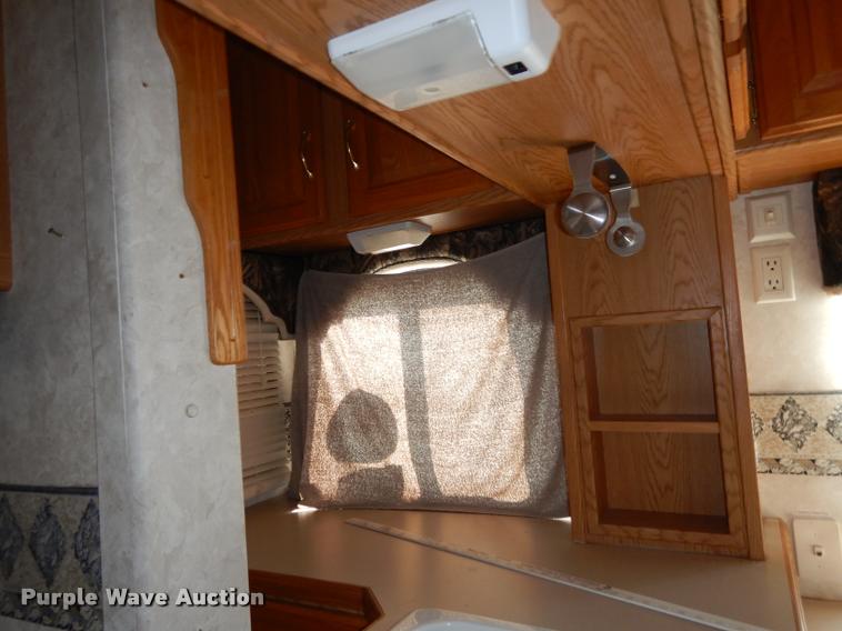 image for item DD0838 2001 Keystone Montana camper