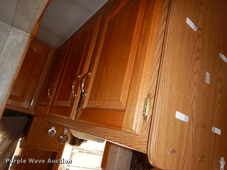 image for item DD0838 2001 Keystone Montana camper