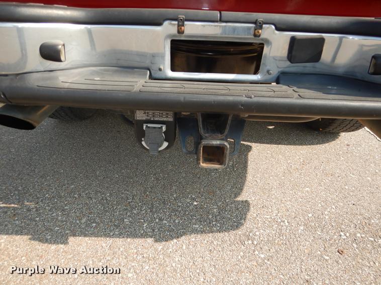 image for item DD0839 2005 Chevrolet Silverado 1500 Z71 Crew Cab pickup truck