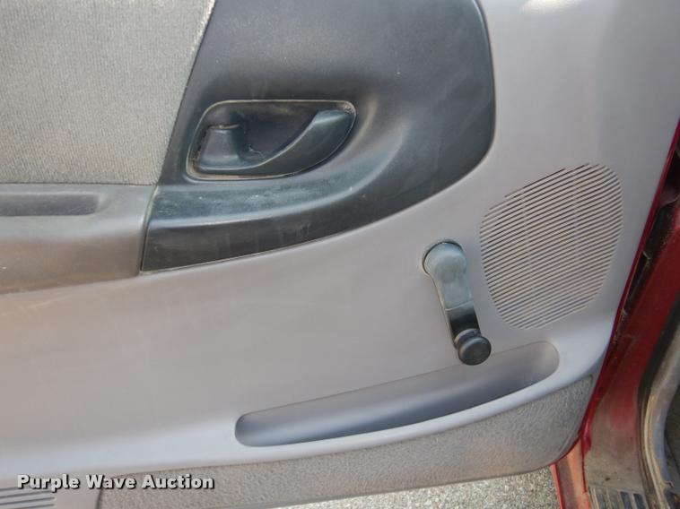 image for item DD0844 1993 Ford Ranger XLT pickup truck