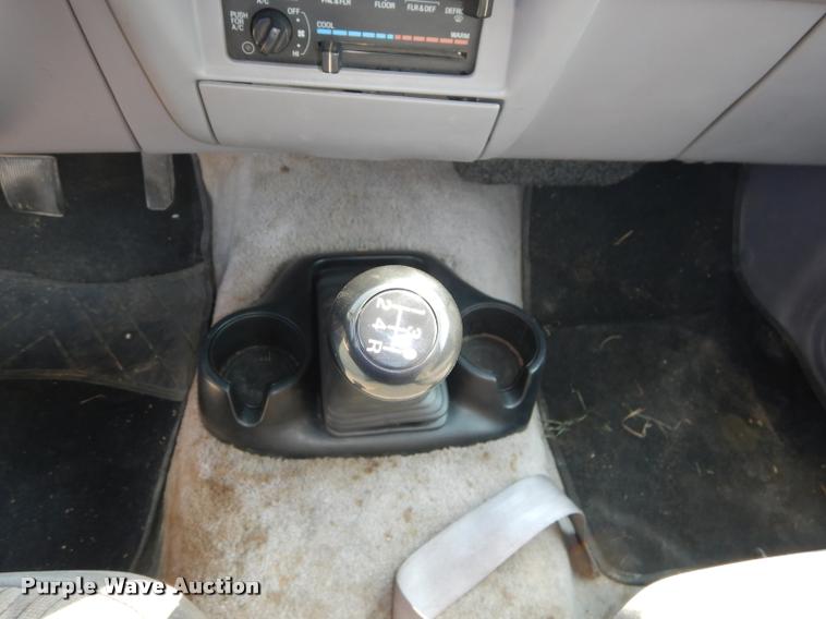 image for item DD0844 1993 Ford Ranger XLT pickup truck