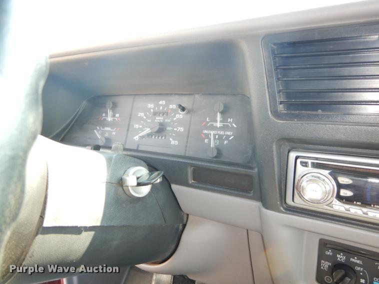 image for item DD0844 1993 Ford Ranger XLT pickup truck