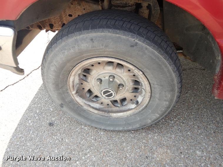 image for item DD0844 1993 Ford Ranger XLT pickup truck