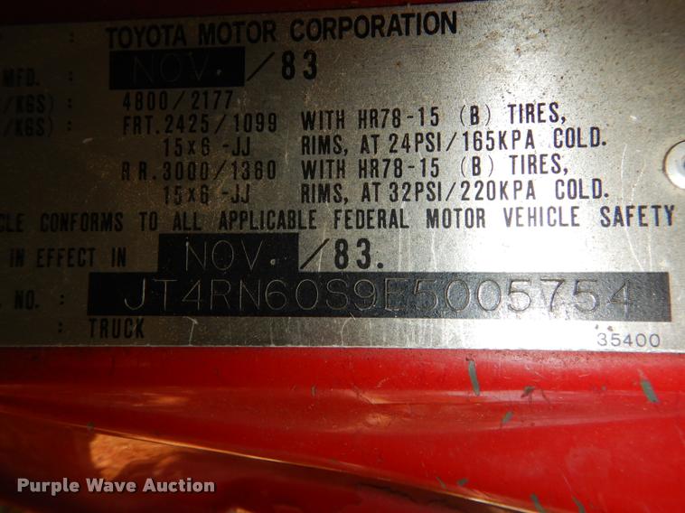 image for item DD0845 1984 Toyota SR5 pickup truck