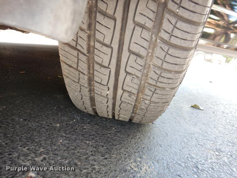 image for item DD0847 2004 Lincoln Town Car stretched limousine