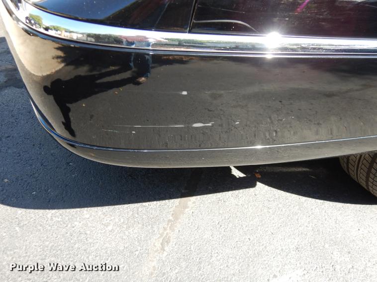 image for item DD0847 2004 Lincoln Town Car stretched limousine