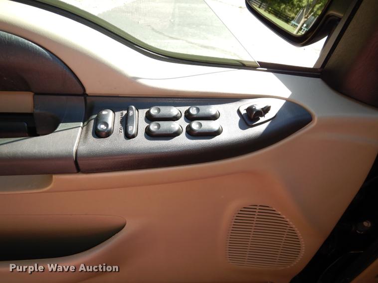 image for item DD0848 2005 Ford Excursion stretched limousine