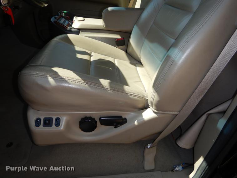 image for item DD0848 2005 Ford Excursion stretched limousine