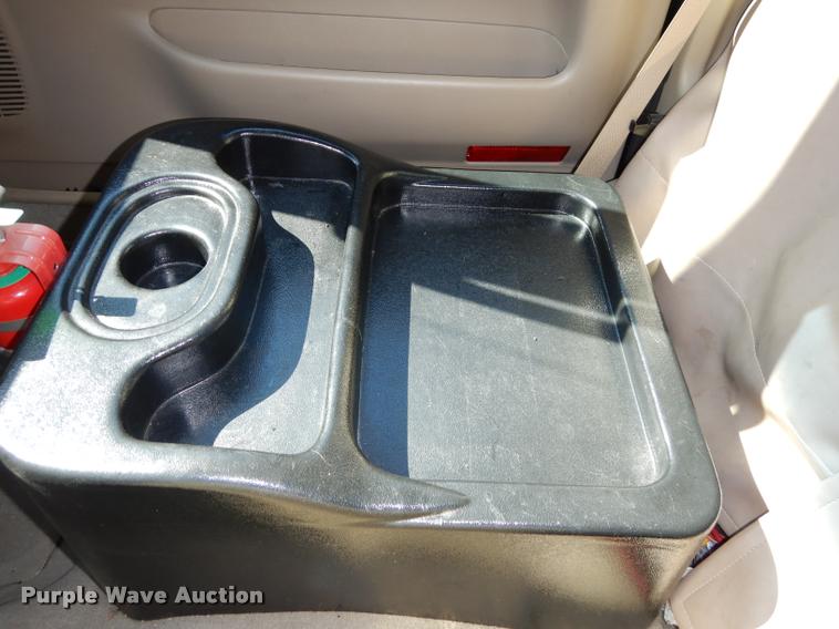 image for item DD0848 2005 Ford Excursion stretched limousine