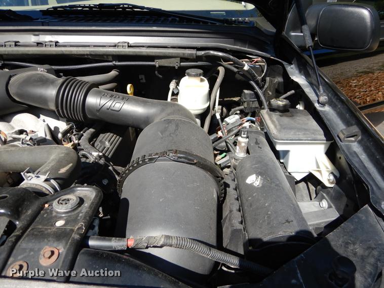 image for item DD0848 2005 Ford Excursion stretched limousine