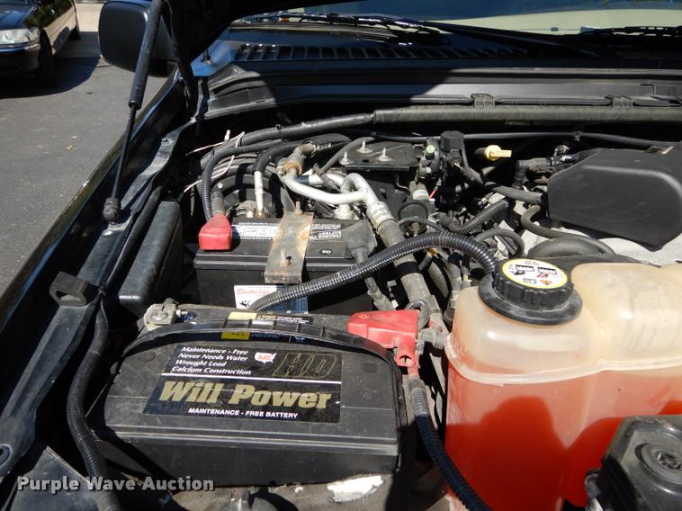 image for item DD0848 2005 Ford Excursion stretched limousine