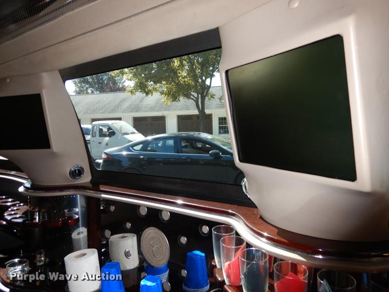 image for item DD0848 2005 Ford Excursion stretched limousine