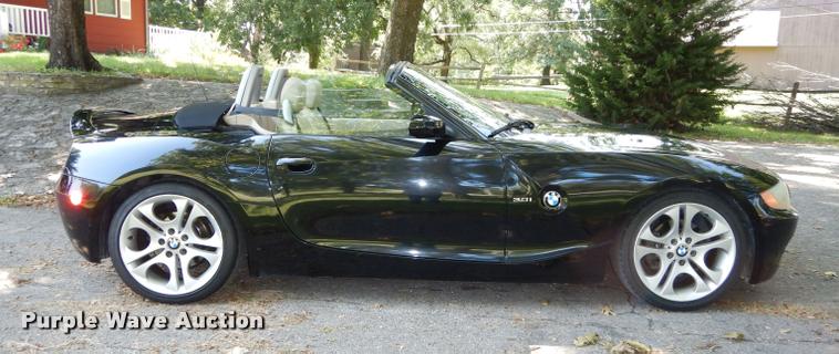 image for item DD0851 2003 BMW Z4 convertible