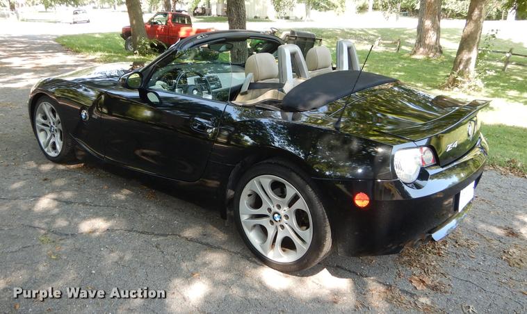 image for item DD0851 2003 BMW Z4 convertible