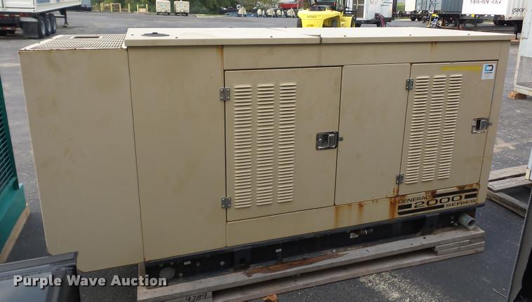 image for item DD1512 Generac 2000 Series generator