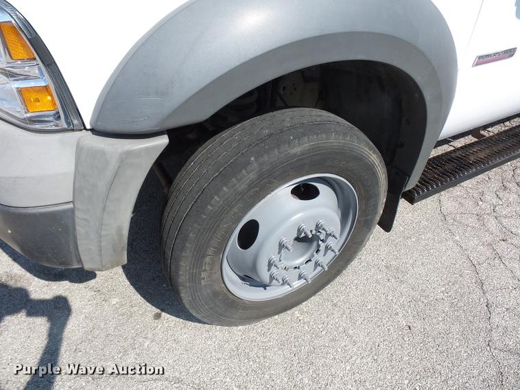 image for item DD1528 2005 Ford F450 Super Duty utility truck