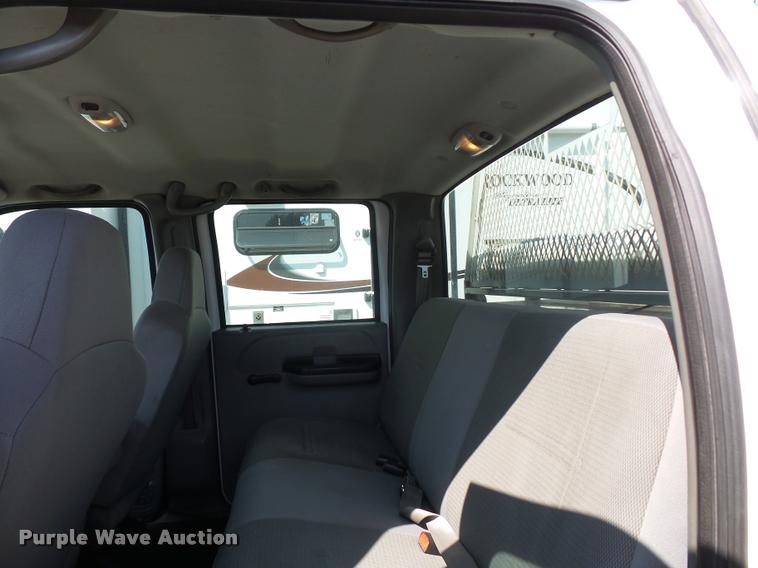 image for item DD1528 2005 Ford F450 Super Duty utility truck