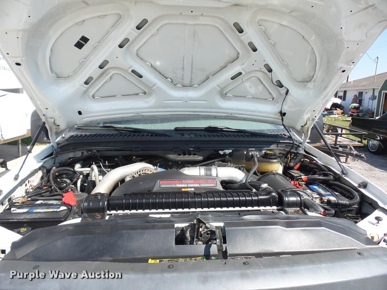 image for item DD1528 2005 Ford F450 Super Duty utility truck