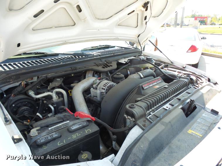 image for item DD1529 2005 Ford F350 King Ranch Crew Cab pickup truck