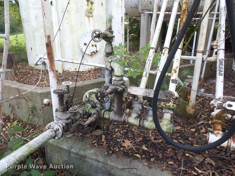 image for item DD2092 Fuel pump and tank system